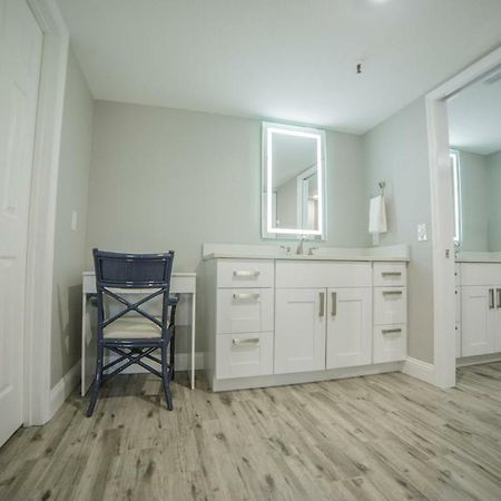Townhouse At San Remo Apartment Клиъруотър Бийч Екстериор снимка